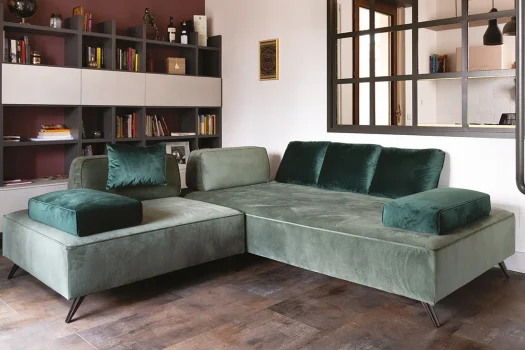 TRES di Nicoletti Home | Divani e poltrone