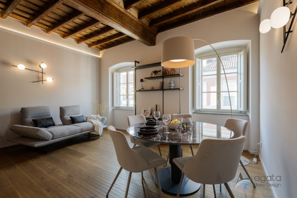 Progetto di arredamento  Casa Armonica: Legno, Luce e Design